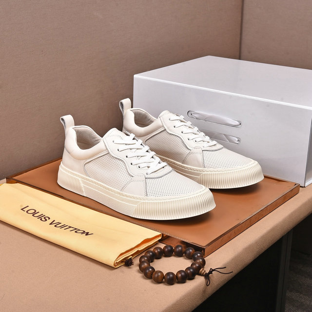 men LV shoes-322